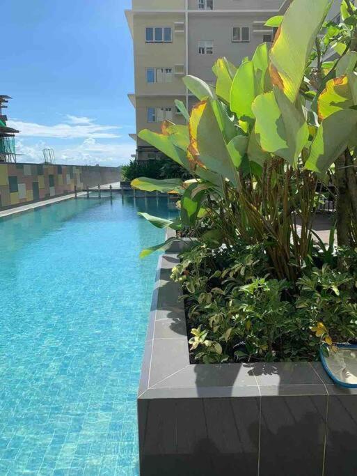 1Br With Extra Room At One Regis- Megaworld Bacolod Exterior photo