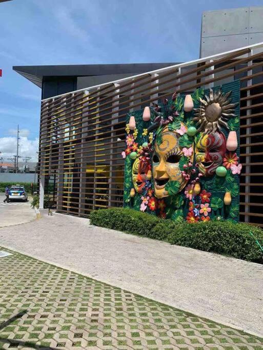 1Br With Extra Room At One Regis- Megaworld Bacolod Exterior photo